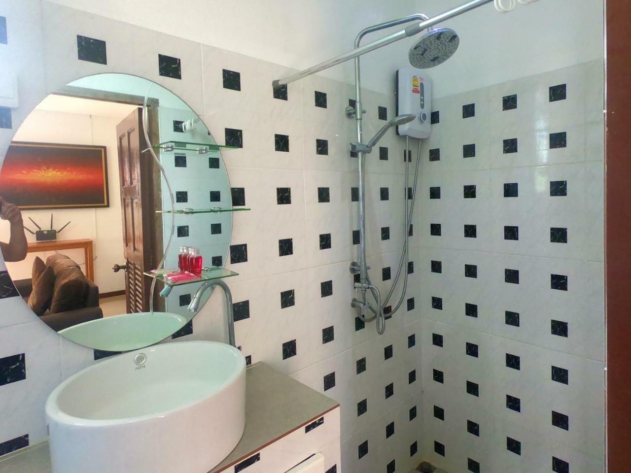Wirason Villa Pool Maret Luaran gambar