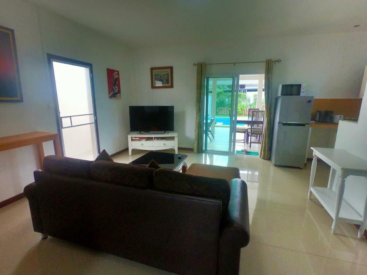 Wirason Villa Pool Maret Luaran gambar